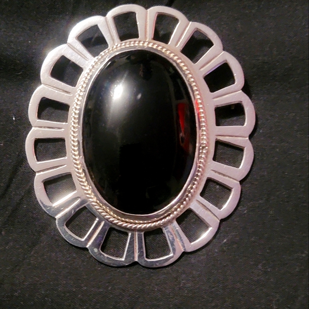 Sterling onyx necklace brooch